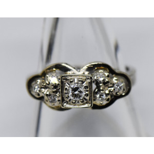 Gran anillo Europeo platino 950 brillantes macizo