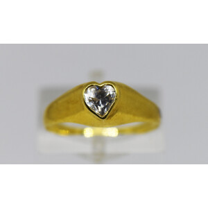 Anillo Moderno Oro 18k Corazon Zafiro Blanco 1,8 Gr