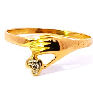Anillo Moderno Mano Y Corazon Cubic Oro 18k Macizo