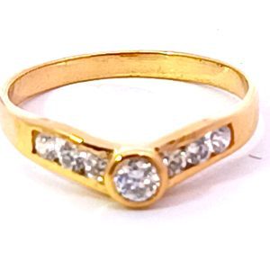 Anillo Moderno En V Oro 18k Zafiros Blancos