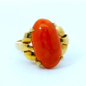 Anillo Antiguo Oro 18 Cabullon Oval Coral Rojo
